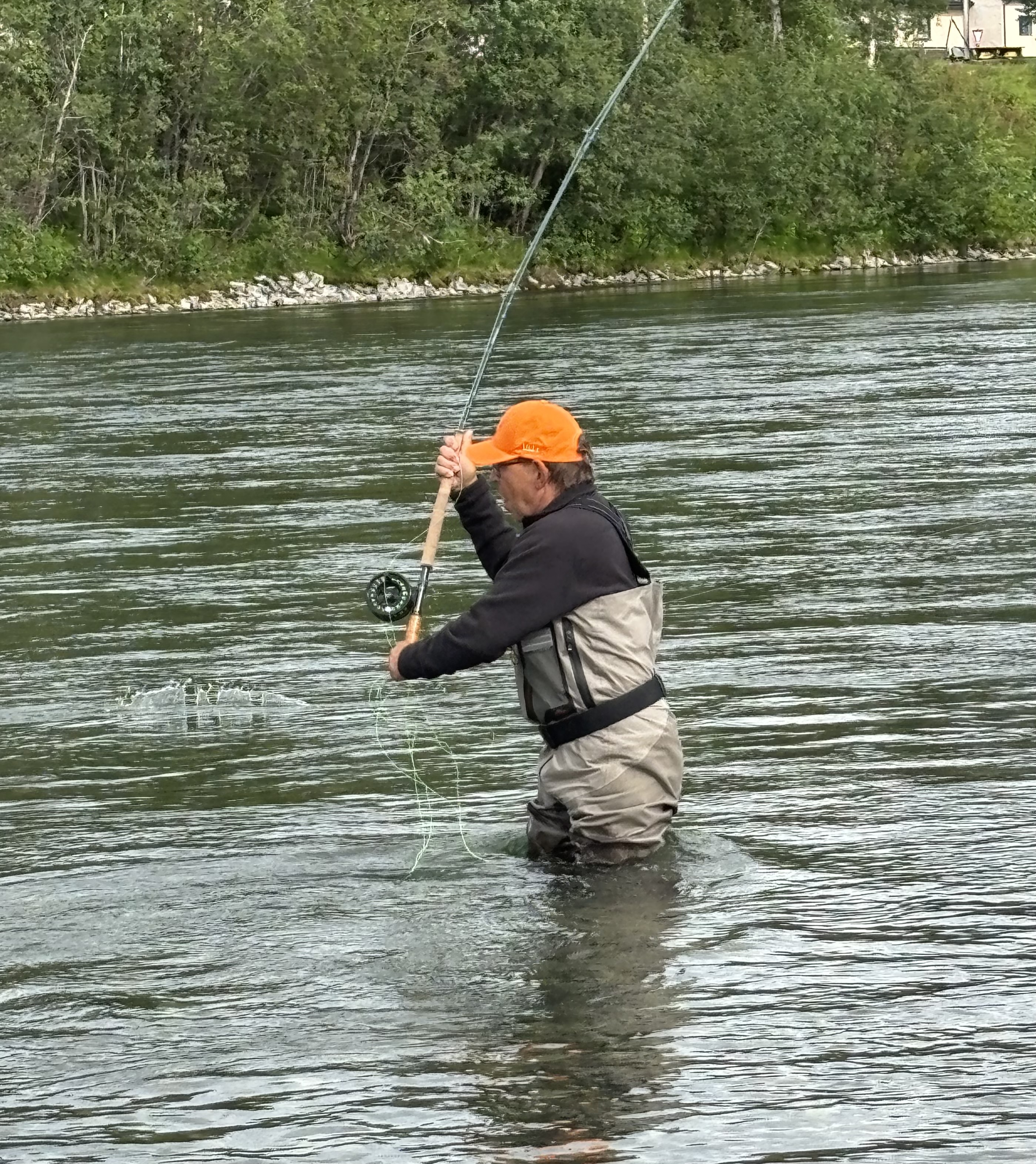 Fluefisker i aksjon i Målselva